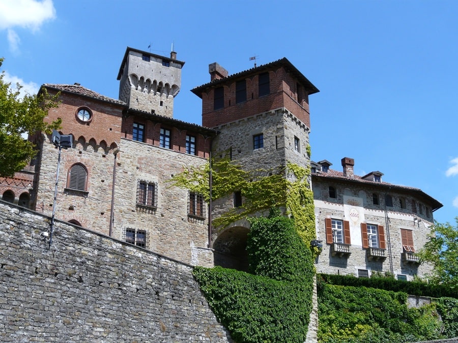 Tagliolo_Monferrato-castello1-min